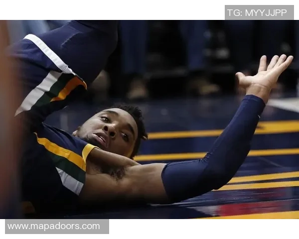 不受重用！惠特摩尔仅出战5分钟1投0中 全部数据挂零