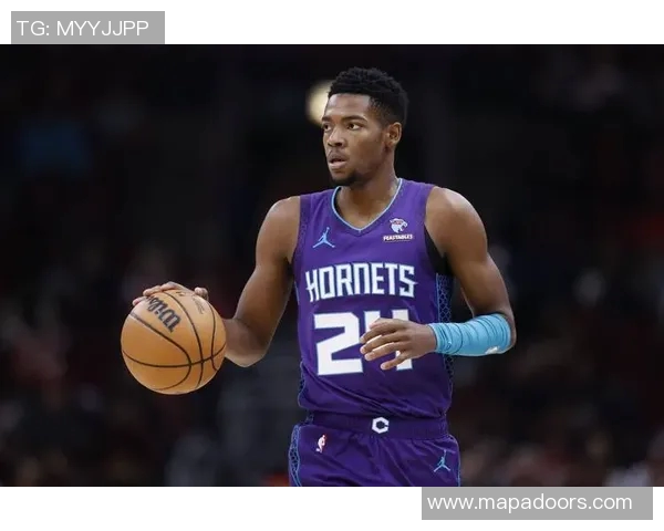 12人全部得分！黄蜂飙中24记三分狂轰150分队史第二